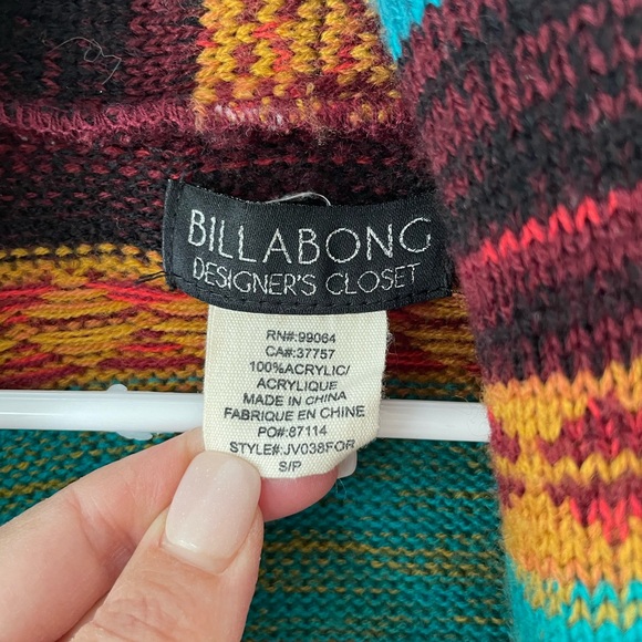 Billabong Aztec open front sweater. Size small will fit medium. - Picture 5 of 5